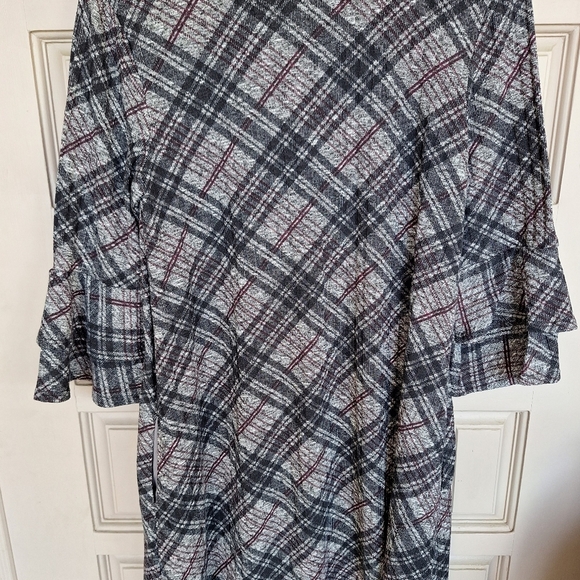 Alyx Petite Dress SzPl Gray/Maroon Plaid Bell Sleeve Fit/Flare Sweater Knit - Picture 7 of 7